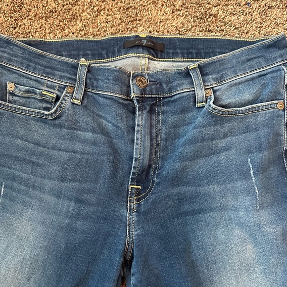 7 For All Mankind Dark Blue Distressed Gwenevere Ankle Jeans 31 - Picture 3 of 7